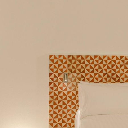 Flateli Santa Clara 12 Apartment Girona Bagian luar foto